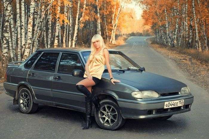 Зроблено в Росії: дівчата і тюнінговані автомобілі (58 фото)