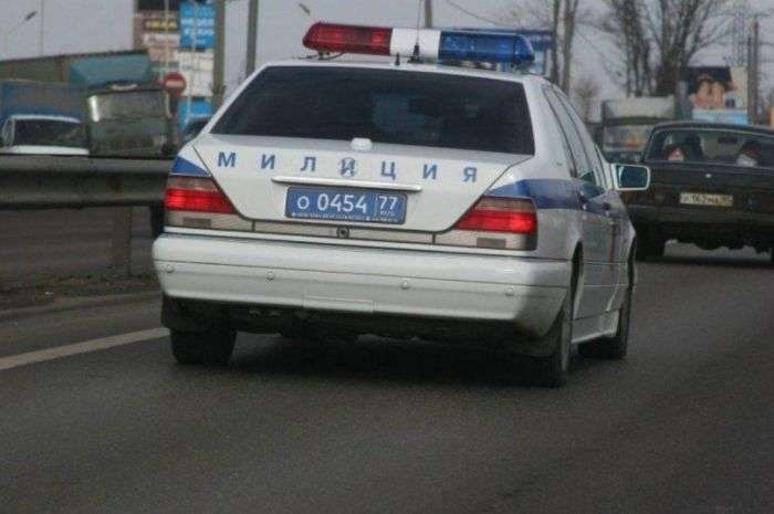 Автомобілі російської поліції (19 фото)