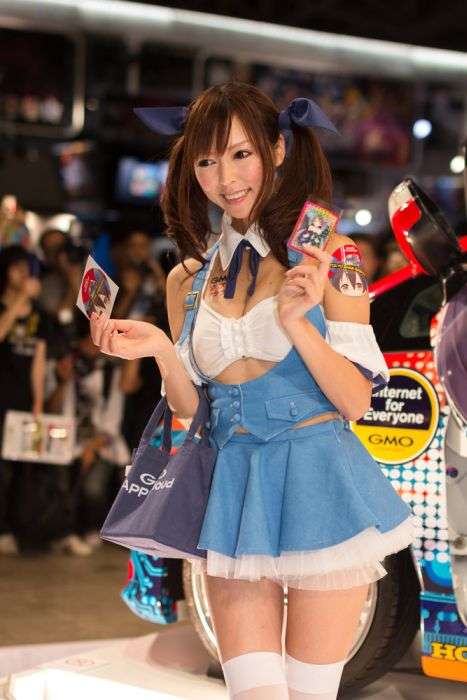 Дівчата з виставки Game Show 2012 в Токіо (51 фото)