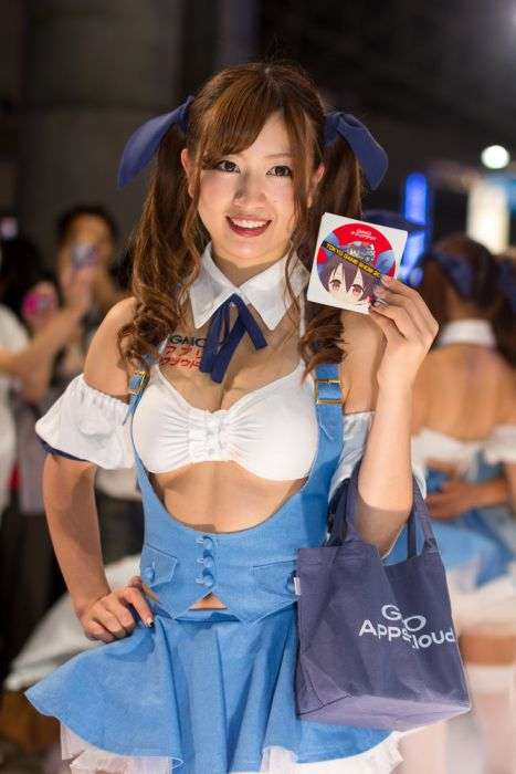Дівчата з виставки Game Show 2012 в Токіо (51 фото)
