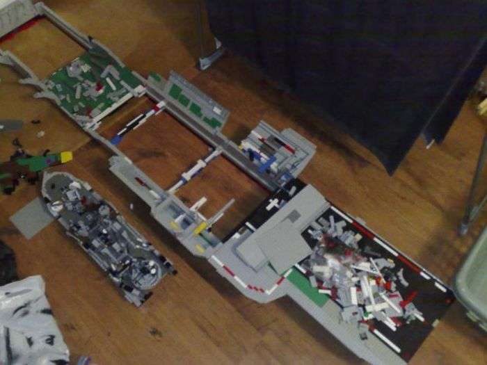 Лінкор з конструктора Lego (19 фото)