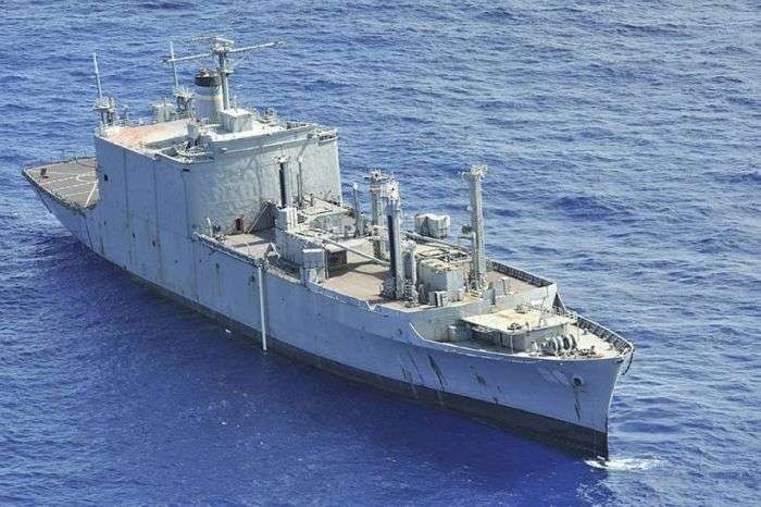 Американський військовий корабель був знищений австралійської підводним човном (32 фото)