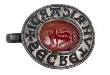 Il sigillo medievale nasconde la gemma dell’antica Roma, rivelando lo status di un nobile