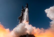 Старшип V3 поднялся в воздух. Теперь начинается самое сложное